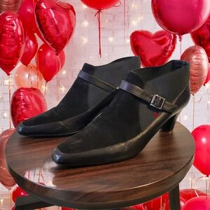 🖤 Vaneli Leather Heels - Size 9 Vintage Black Booties